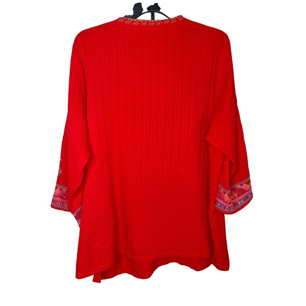 Calessa Embroidered Floral 3/4 Sleeve V-Neck Tunic Blouse Red Women's Size PXL - Picture 9 of 9